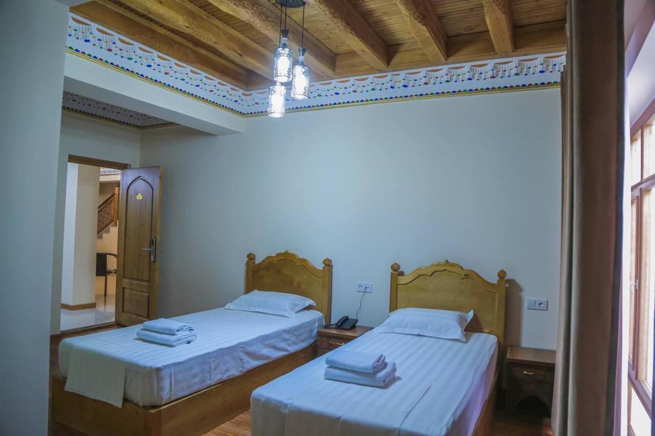 Antique Hotel Imran Buchara Zewnętrze zdjęcie